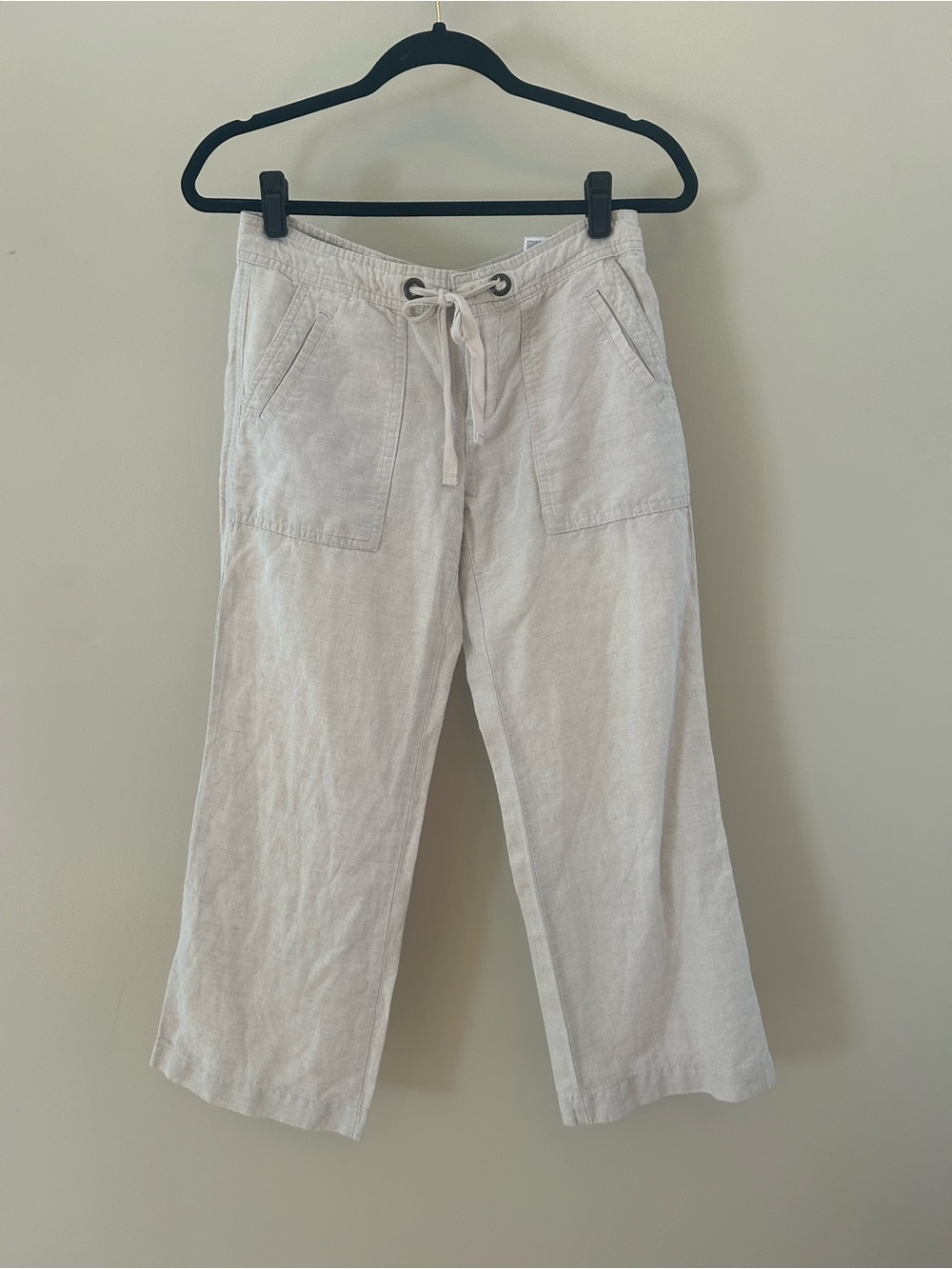 Banana Republic Light Beige Drawstring Linen-Cotton Capris